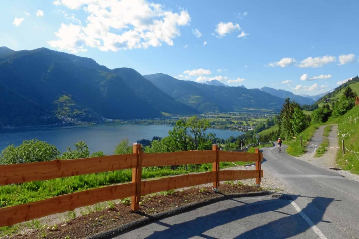 Abfahrt in Thumersbach mit Blick nach Maishofen